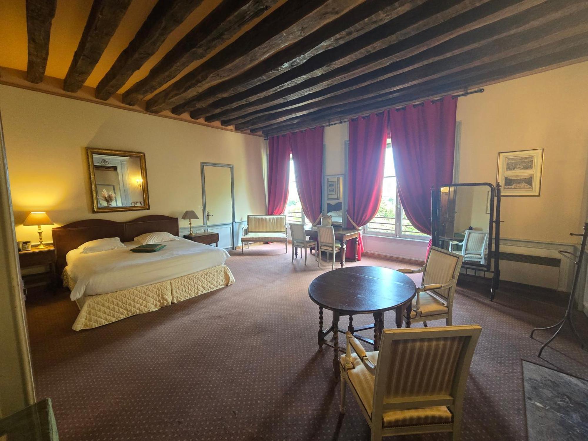 Chateau De Chissay, Hotel De Charme Pres De Chenonceau Et Le Zoo De Beauval ภายนอก รูปภาพ
